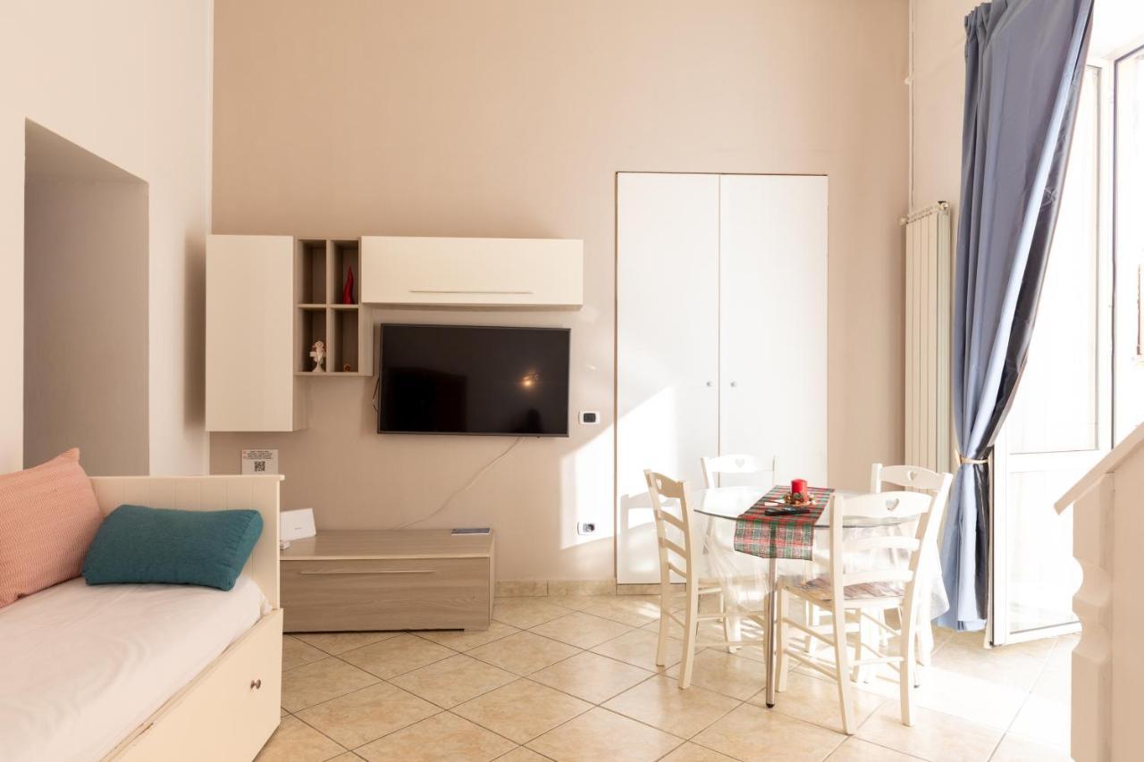 Apartment With Sea View With 2 Lifts Above Montesanto! Neapol Zewnętrze zdjęcie