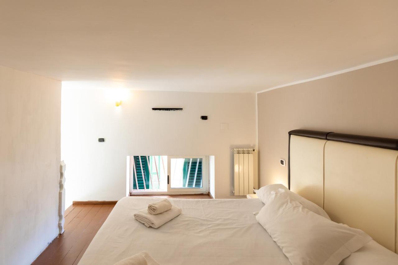 Apartment With Sea View With 2 Lifts Above Montesanto! Neapol Zewnętrze zdjęcie