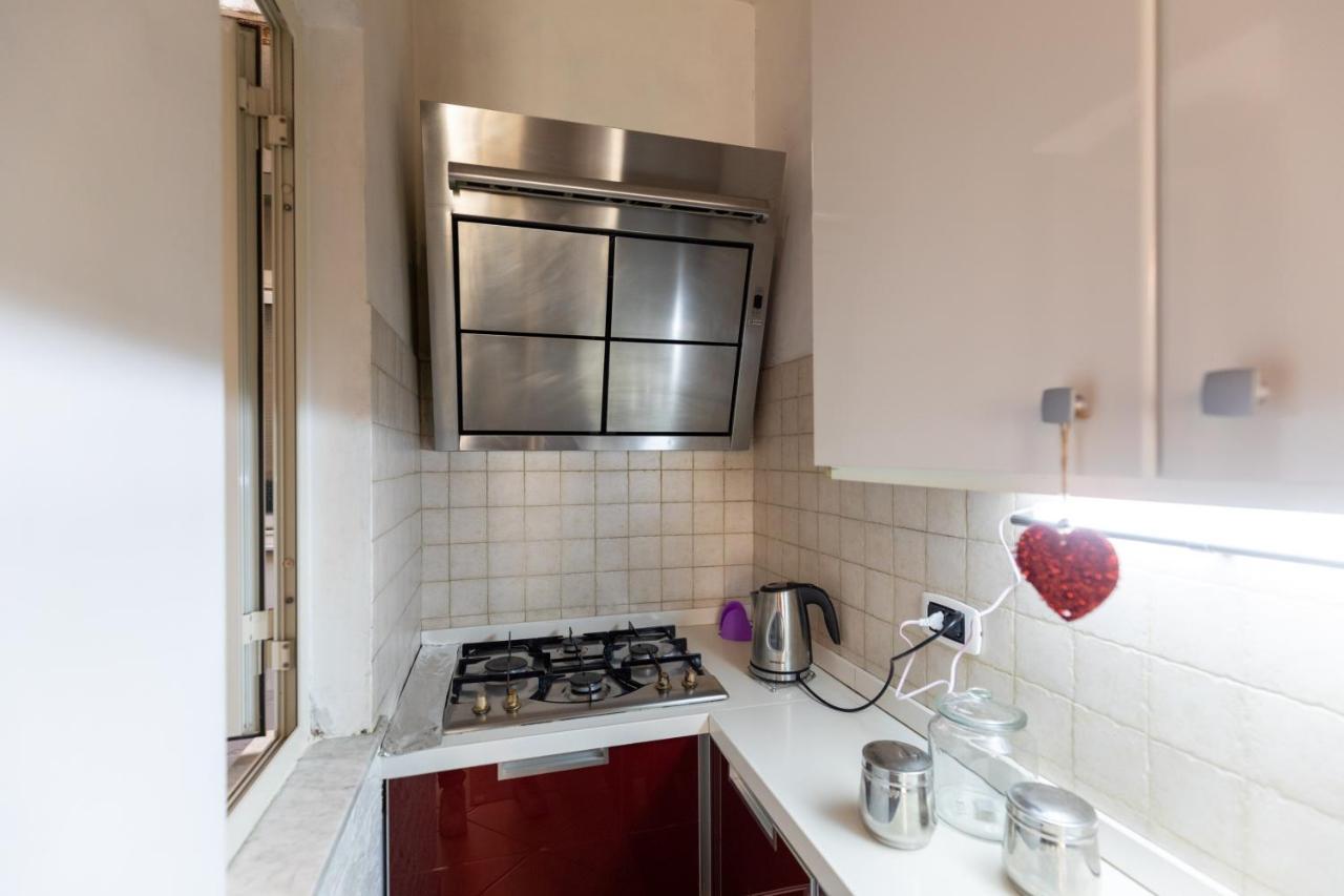 Apartment With Sea View With 2 Lifts Above Montesanto! Neapol Zewnętrze zdjęcie