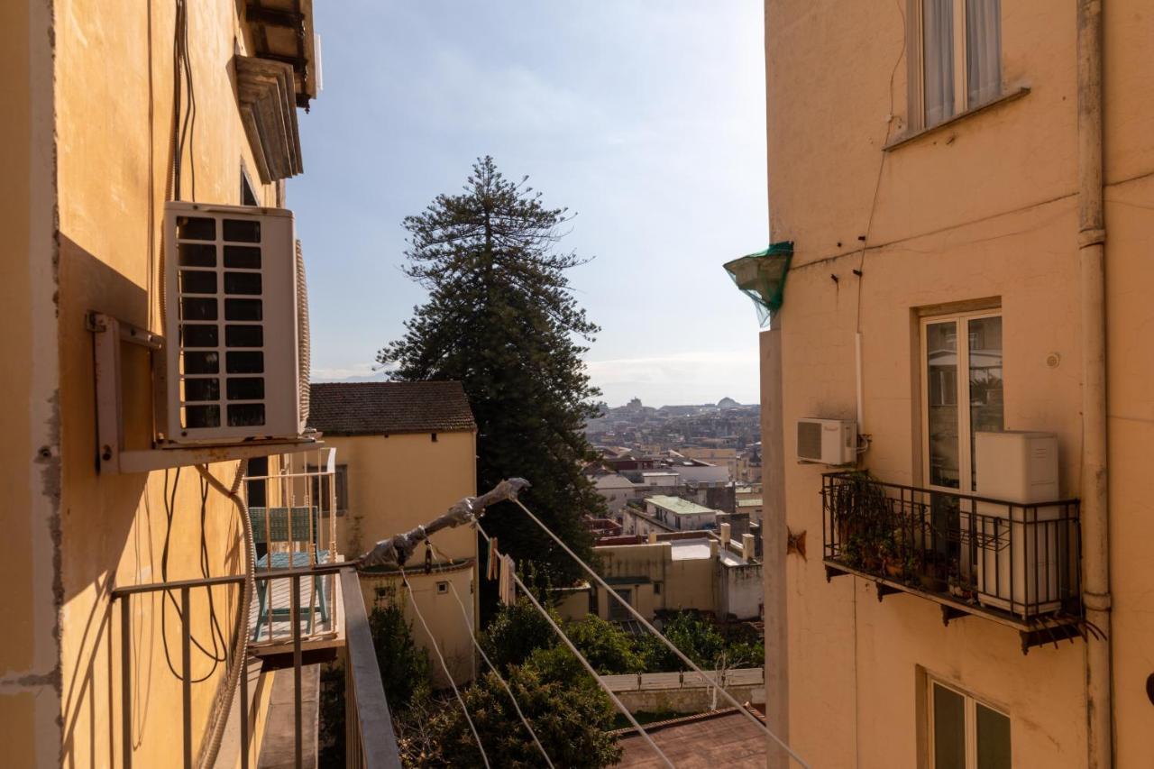 Apartment With Sea View With 2 Lifts Above Montesanto! Neapol Zewnętrze zdjęcie